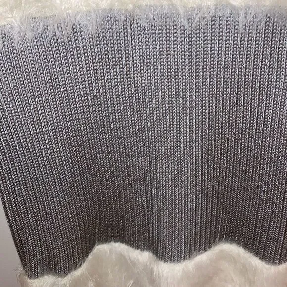 Diane Von Furstenberg Sleeveless Plush Knit Sweater Dress in Ivory / Silver. - Picture 8 of 10